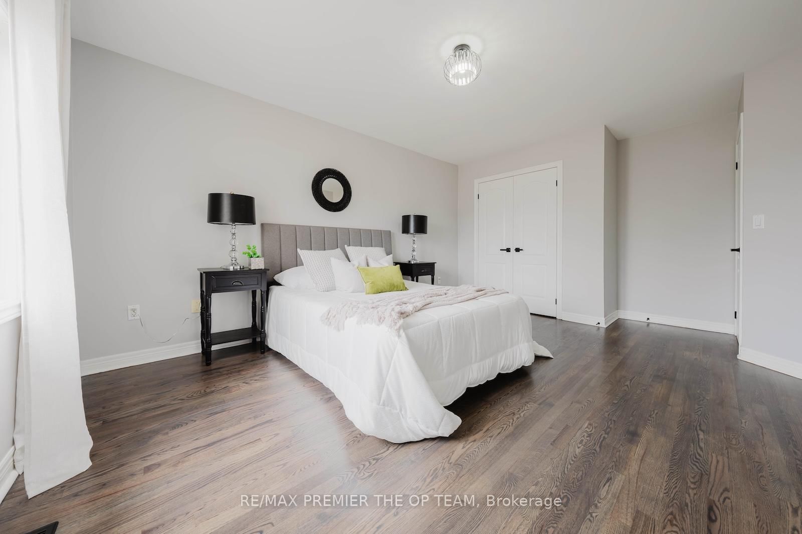 Detached House for sale at 16 St Michele Place, Vaughan, Ontario, L4H 1H3 - Islington Woods - MLS: N12979408