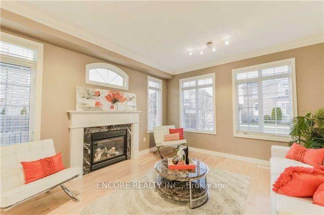 30 Kindy St, Markham, L6E 1T3 | Image 2