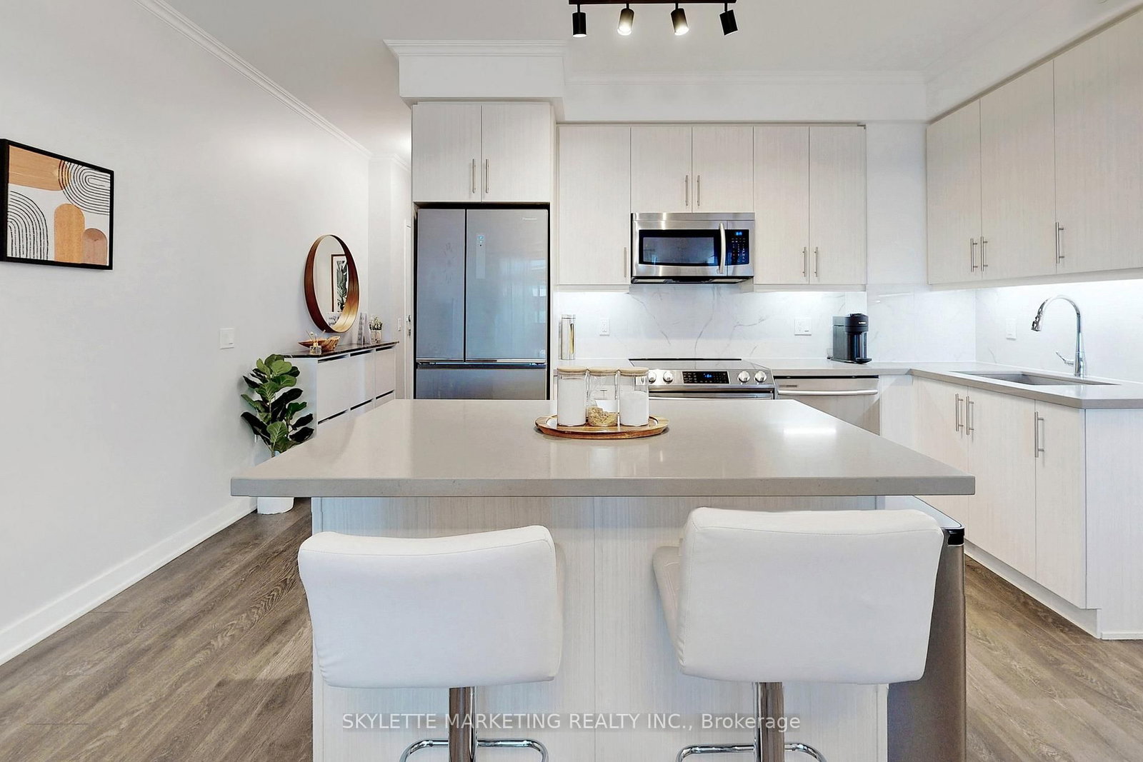 75 Oneida Crescent, Unit 410 - Photo 10