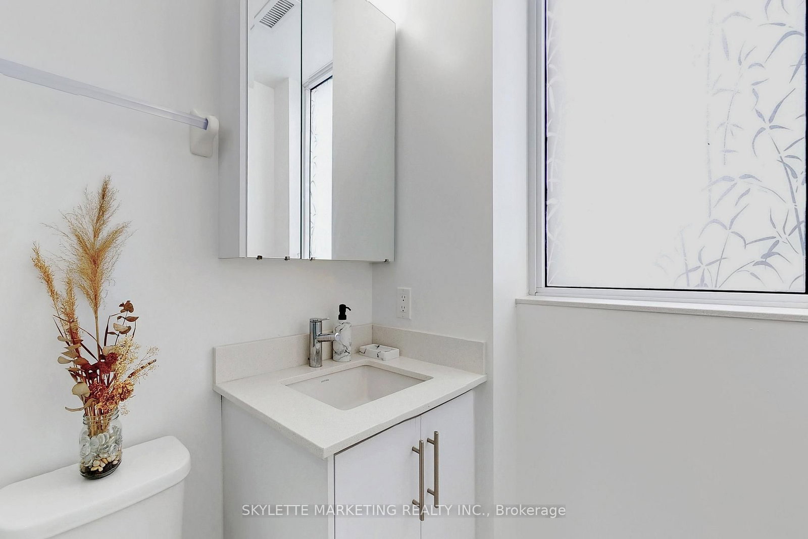 75 Oneida Crescent, Unit 410 - Photo 24