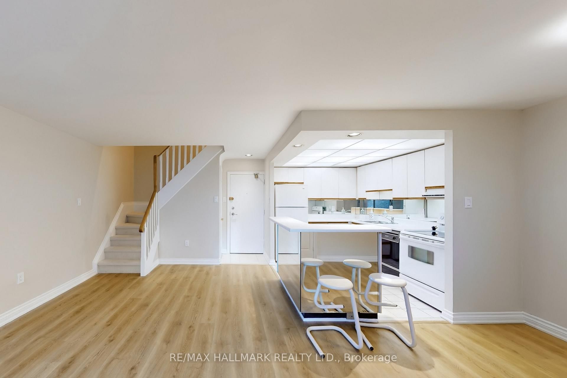16 Elgin Street, Unit 316