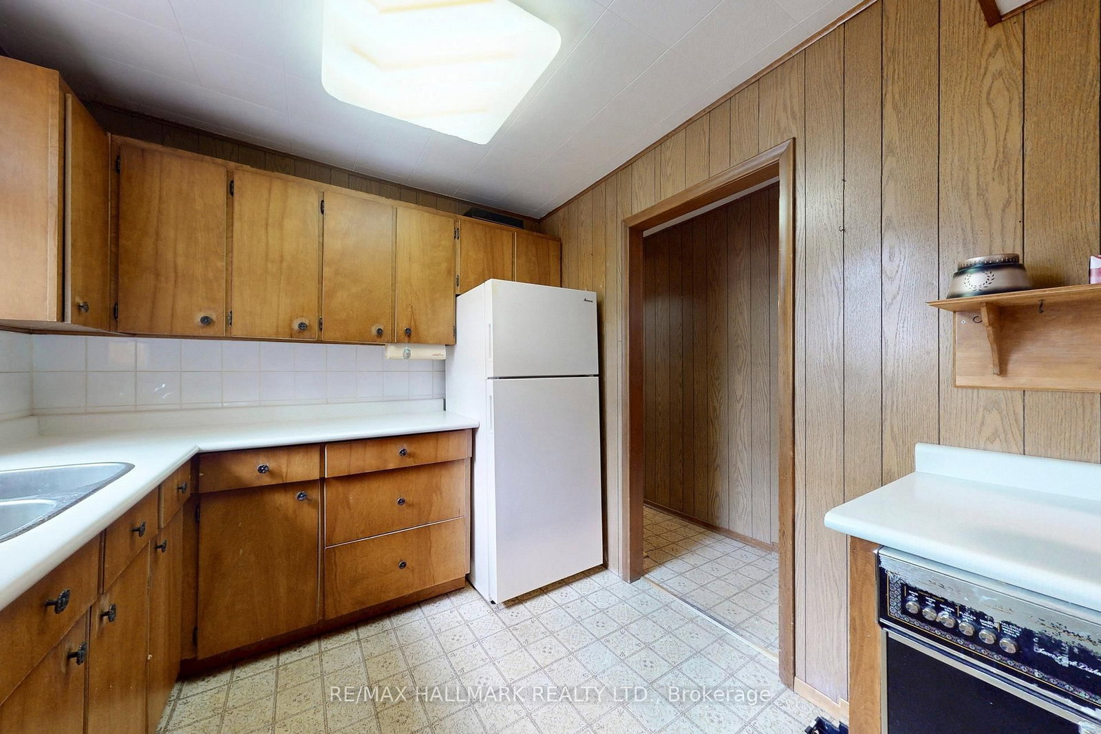 Detached House for sale at 63 Oxford Street, Richmond Hill, Ontario, L4C 4L6 - Mill Pond - MLS: N12979766