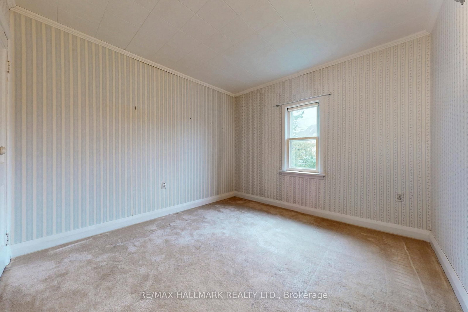 Detached House for sale at 63 Oxford Street, Richmond Hill, Ontario, L4C 4L6 - Mill Pond - MLS: N12979766