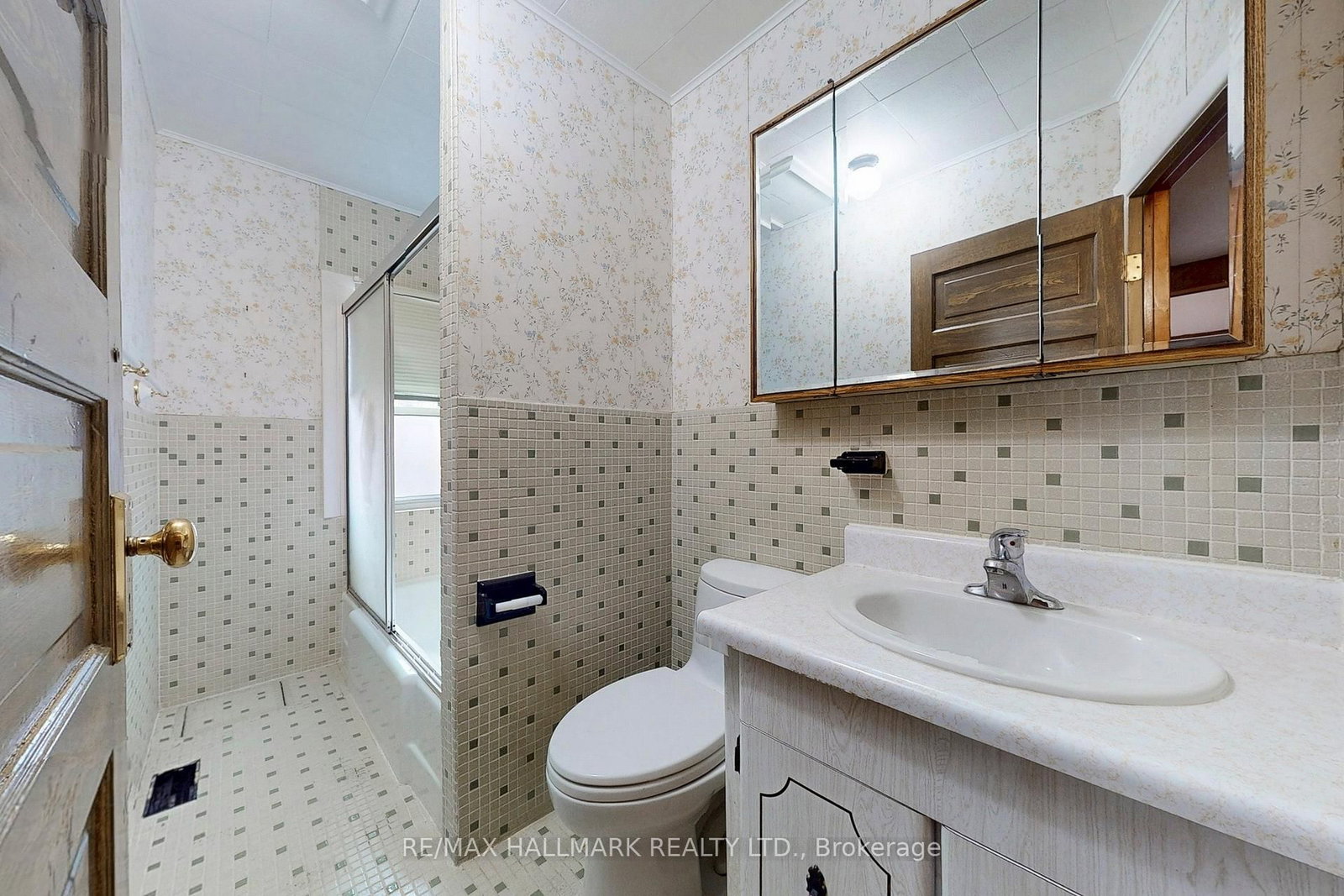 Detached House for sale at 63 Oxford Street, Richmond Hill, Ontario, L4C 4L6 - Mill Pond - MLS: N12979766