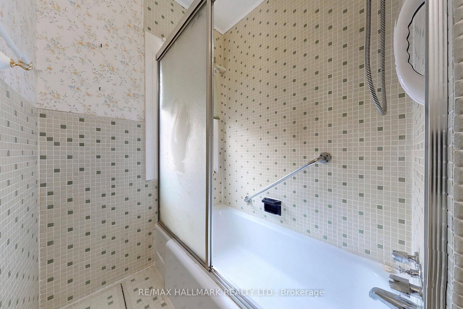 Detached House for sale at 63 Oxford Street, Richmond Hill, Ontario, L4C 4L6 - Mill Pond - MLS: N12979766