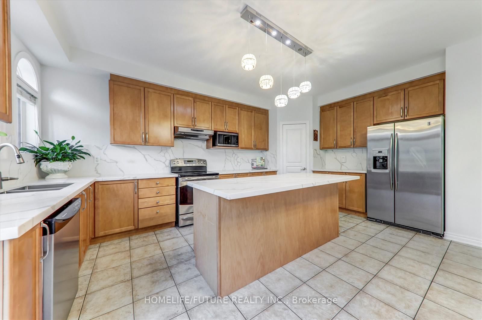 Detached House for sale at 149 Stonechurch Crescent, Markham, Ontario, L6B 0L2 - Box Grove - MLS: N12979800