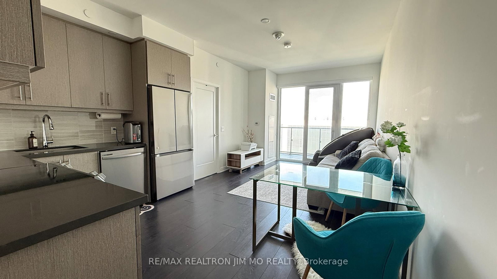 95 Oneida Crescent, Unit 2304 - Photo 2