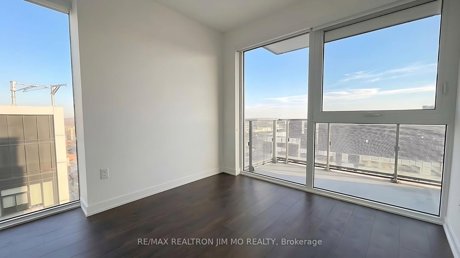 95 Oneida Crescent, Unit 2304 - Photo 3