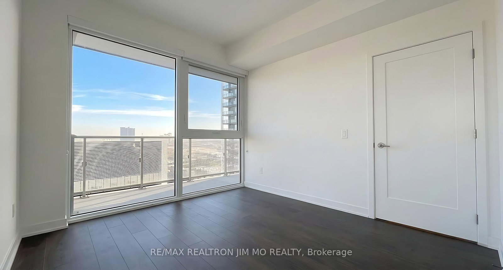 95 Oneida Crescent, Unit 2304 - Photo 4