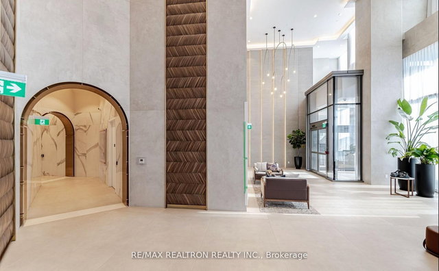 4605 - 1000 Portage Parkway