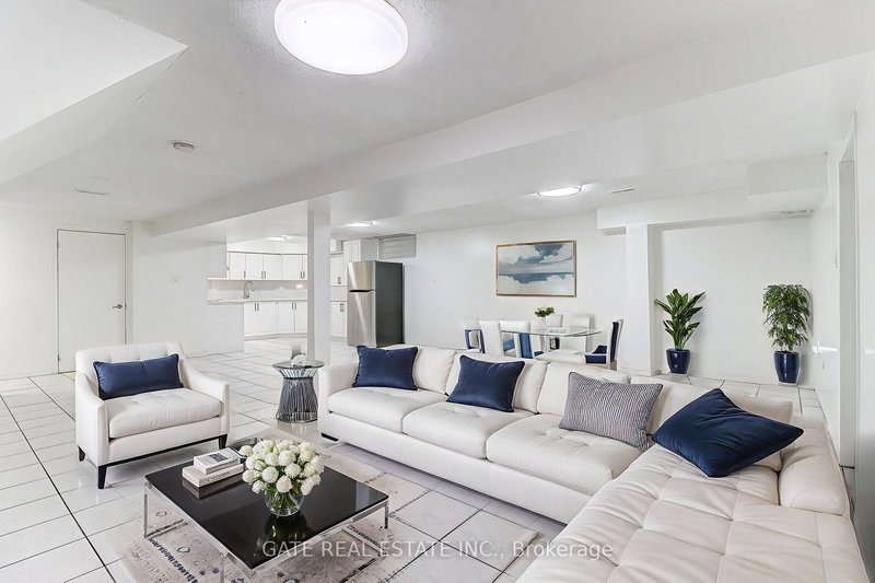 home for lease on 11 Jordana Drive