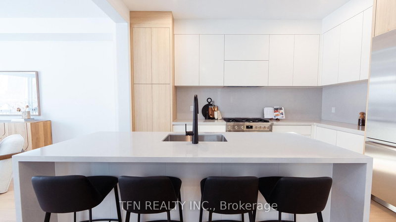 12 Imogene Crt S, Richmond Hill, L4C 6J7 | Image 2