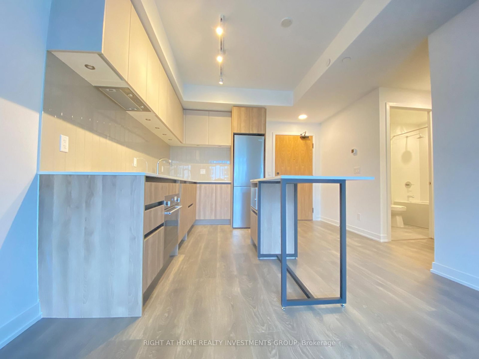 7950 Bathurst Street, Unit 427 - Photo 4