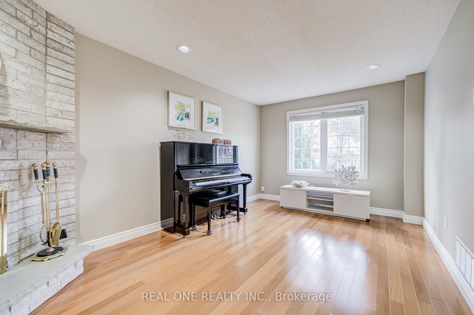 Detached House for sale at 31 Coulter's Mill Gate, Vaughan, Ontario, L4J 6N3 - Brownridge - MLS: N12980618