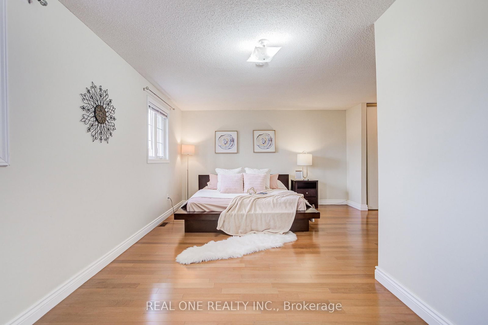 Detached House for sale at 31 Coulter's Mill Gate, Vaughan, Ontario, L4J 6N3 - Brownridge - MLS: N12980618