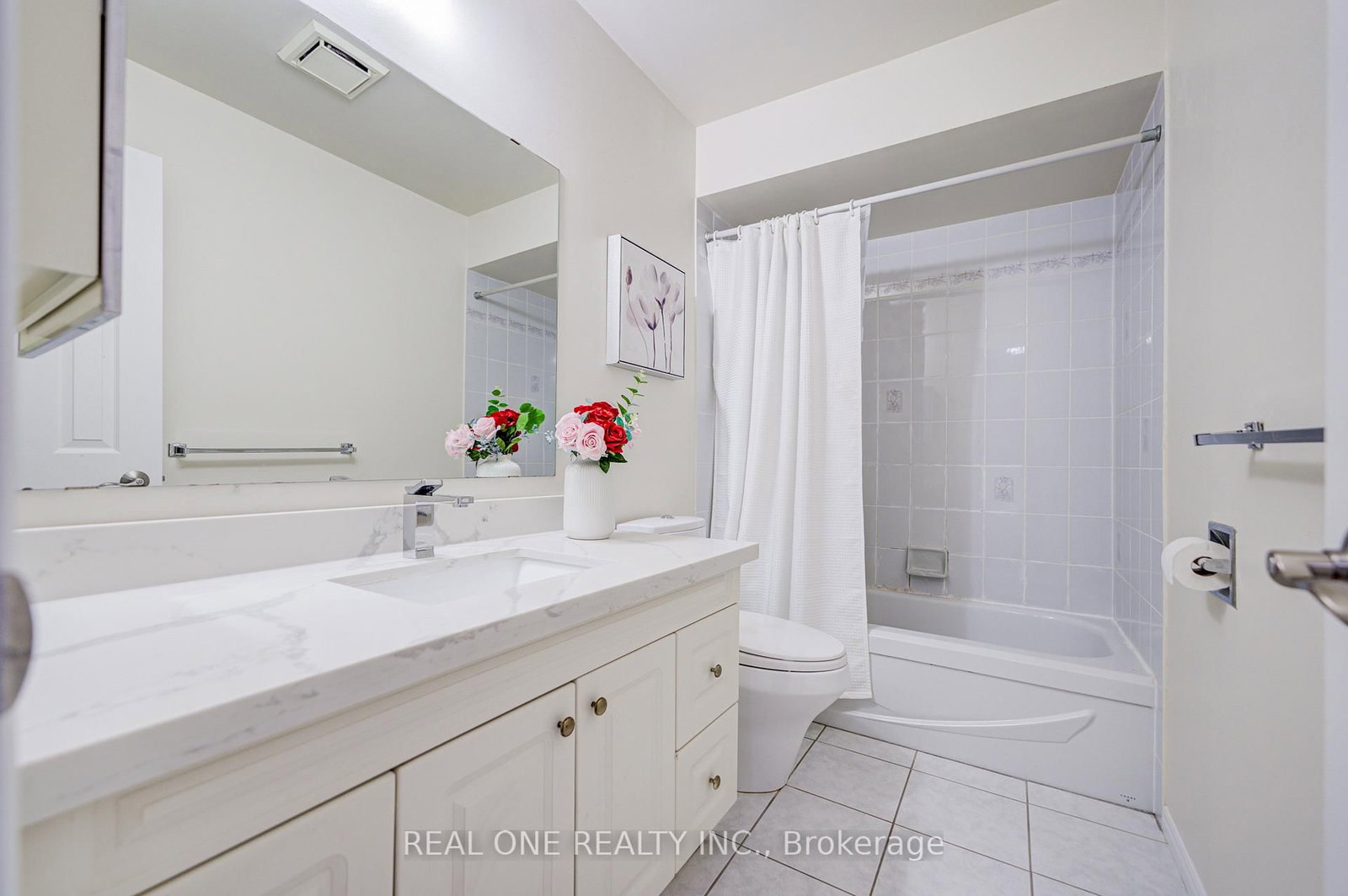 Detached House for sale at 31 Coulter's Mill Gate, Vaughan, Ontario, L4J 6N3 - Brownridge - MLS: N12980618