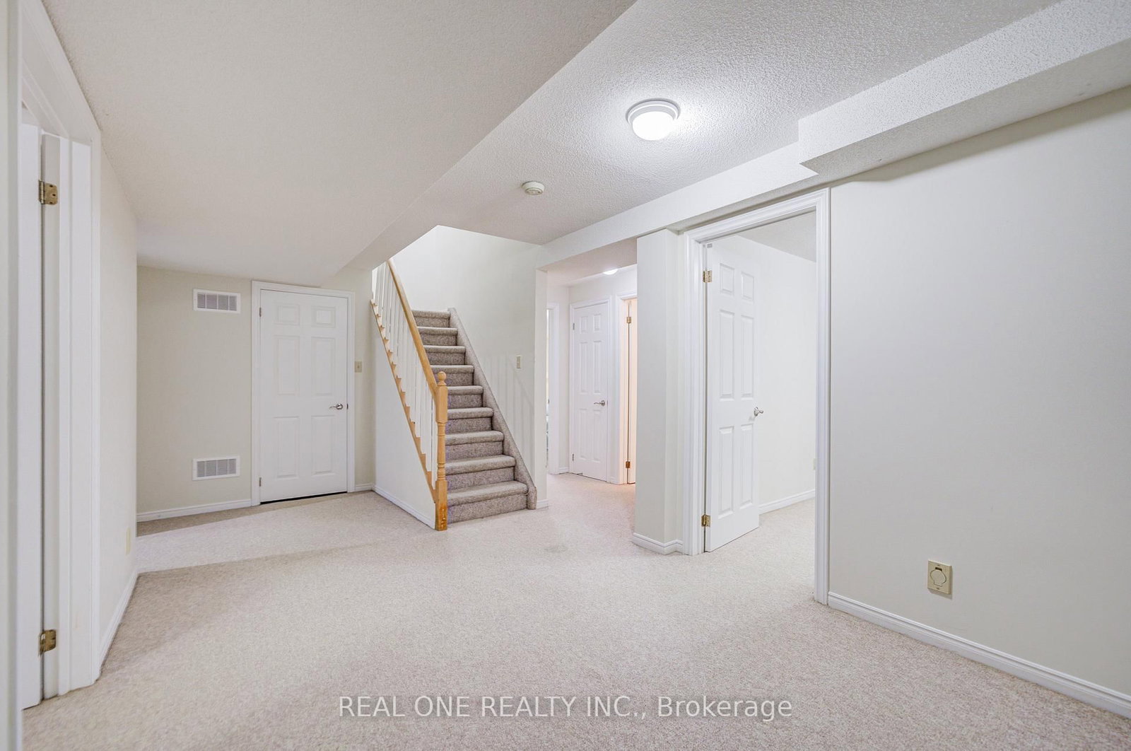 Detached House for sale at 31 Coulter's Mill Gate, Vaughan, Ontario, L4J 6N3 - Brownridge - MLS: N12980618