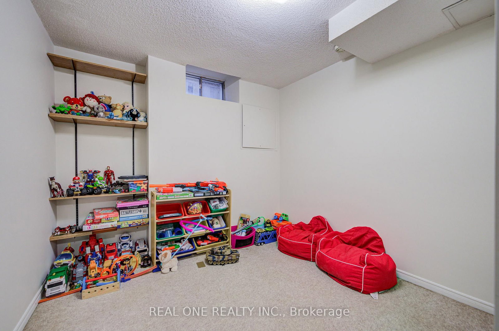 Detached House for sale at 31 Coulter's Mill Gate, Vaughan, Ontario, L4J 6N3 - Brownridge - MLS: N12980618