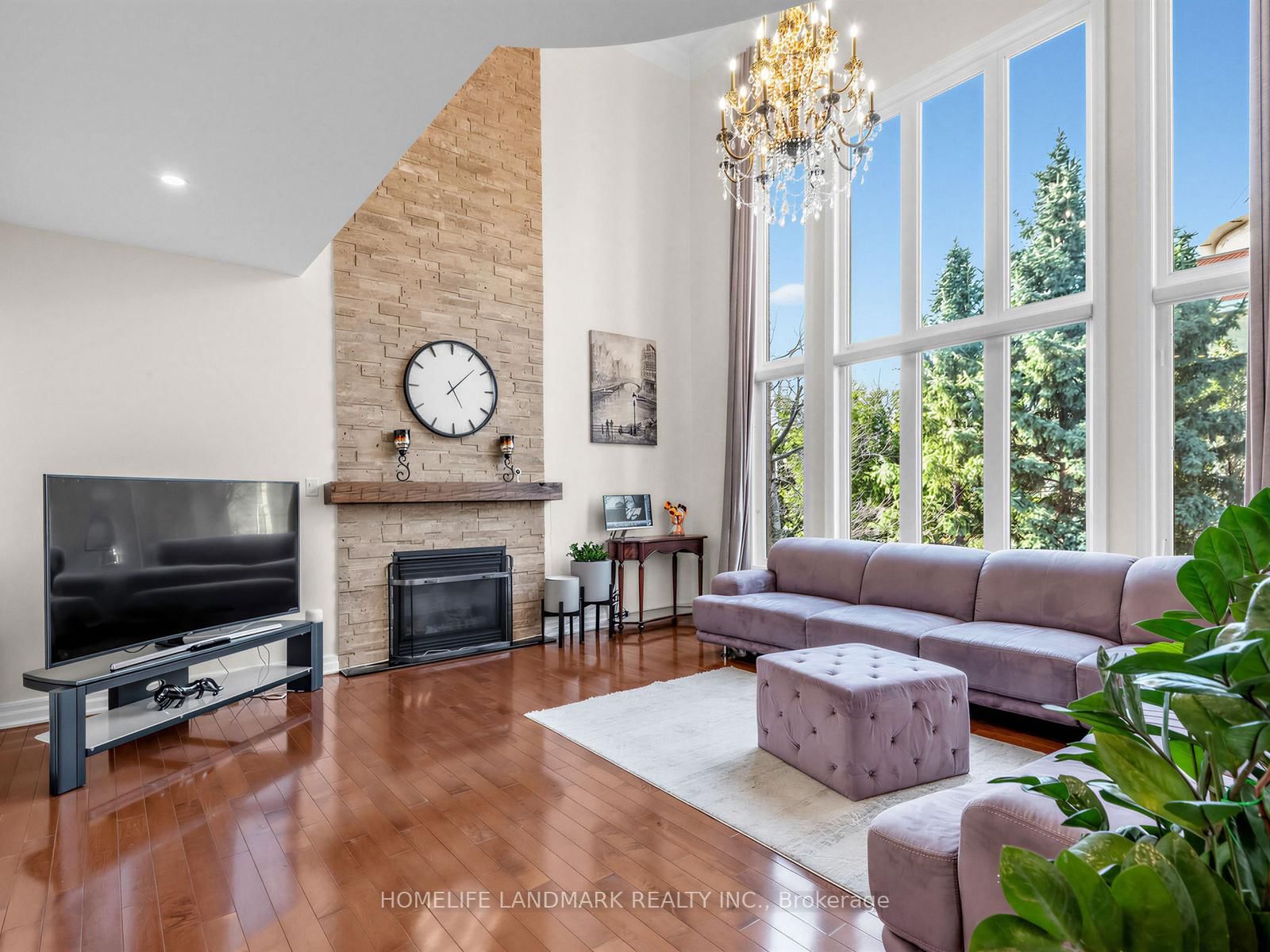 Detached House for sale at 59 Black Walnut Crescent, Richmond Hill, Ontario, L4B 3S3 - Langstaff - MLS: N12980644