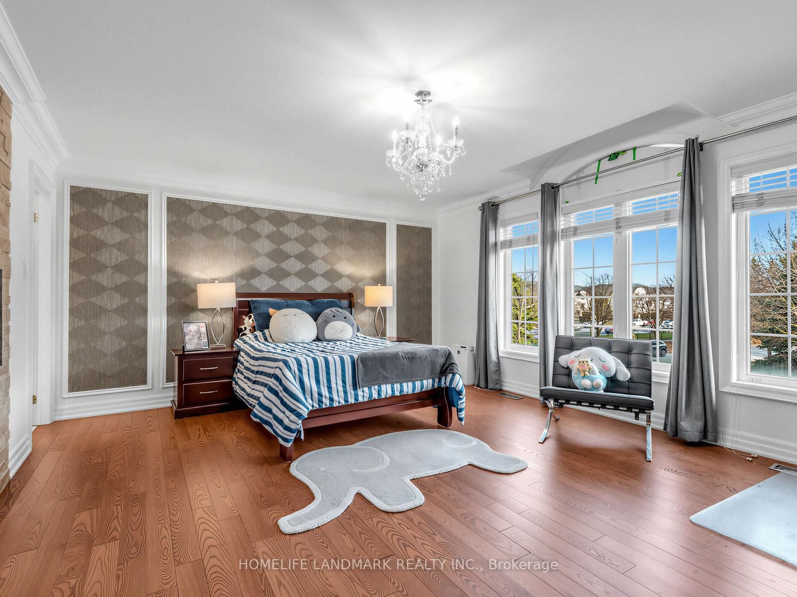 Detached House for sale at 59 Black Walnut Crescent, Richmond Hill, Ontario, L4B 3S3 - Langstaff - MLS: N12980644