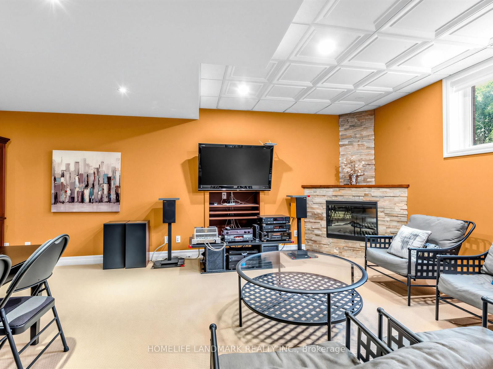 Detached House for sale at 59 Black Walnut Crescent, Richmond Hill, Ontario, L4B 3S3 - Langstaff - MLS: N12980644