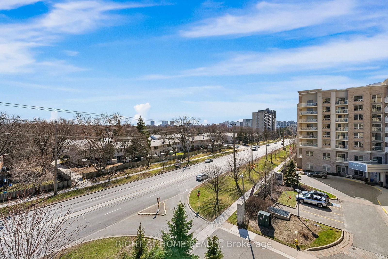 520 Steeles Avenue W, Unit 611 - Photo 30