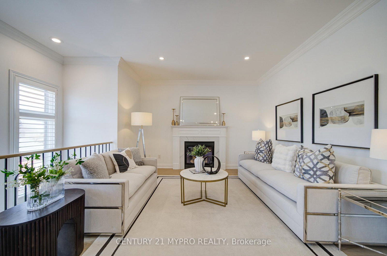 Detached House for sale at 64 Glengordon Crescent, Markham, Ontario, L6C 0K1 - Devil's Elbow - MLS: N12980752