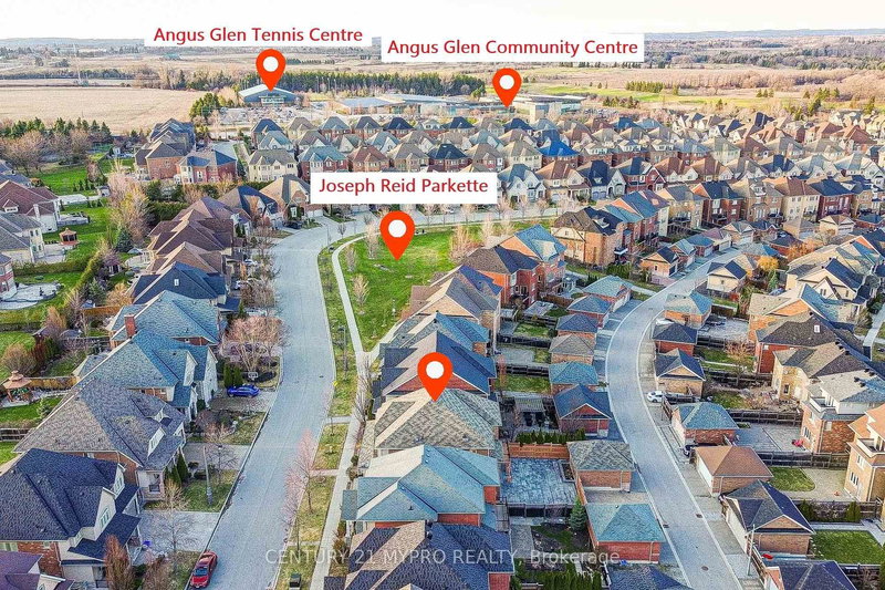 64 Glengordon Cres, Markham, L6C 0K1 | Image 3