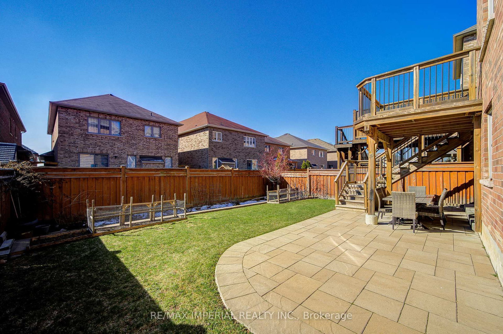 Detached House for sale at 28 Mancini Crescent, Richmond Hill, Ontario, L4E 0T1 - Jefferson - MLS: N12980928