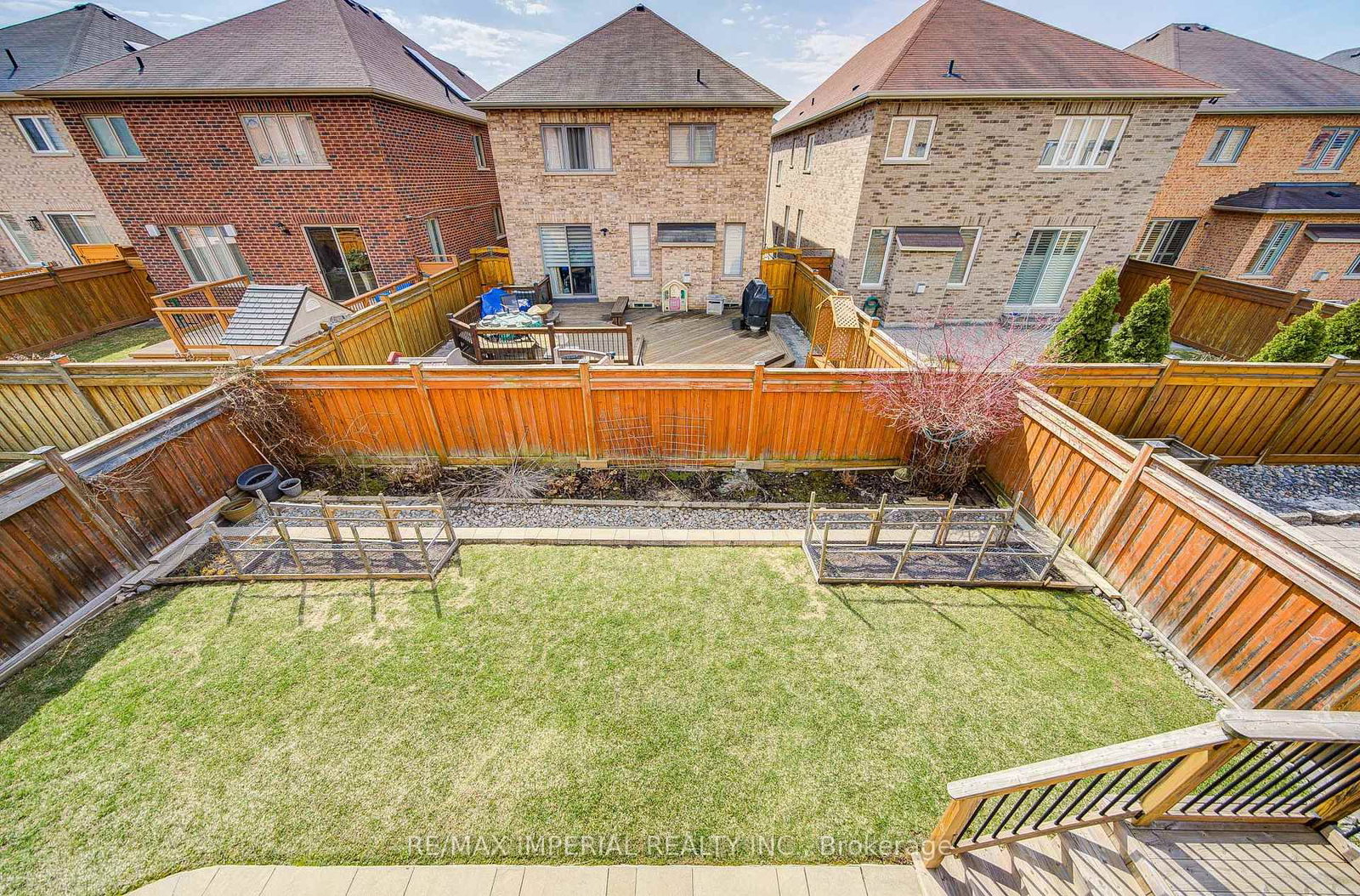 Detached House for sale at 28 Mancini Crescent, Richmond Hill, Ontario, L4E 0T1 - Jefferson - MLS: N12980928