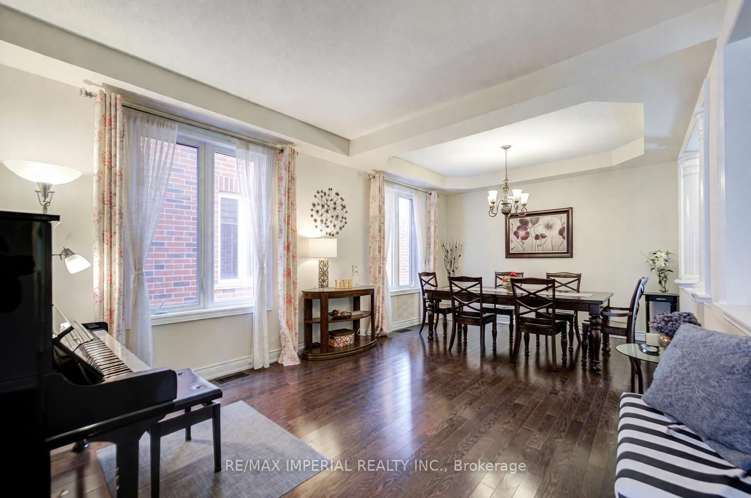 Detached House for sale at 28 Mancini Crescent, Richmond Hill, Ontario, L4E 0T1 - Jefferson - MLS: N12980928