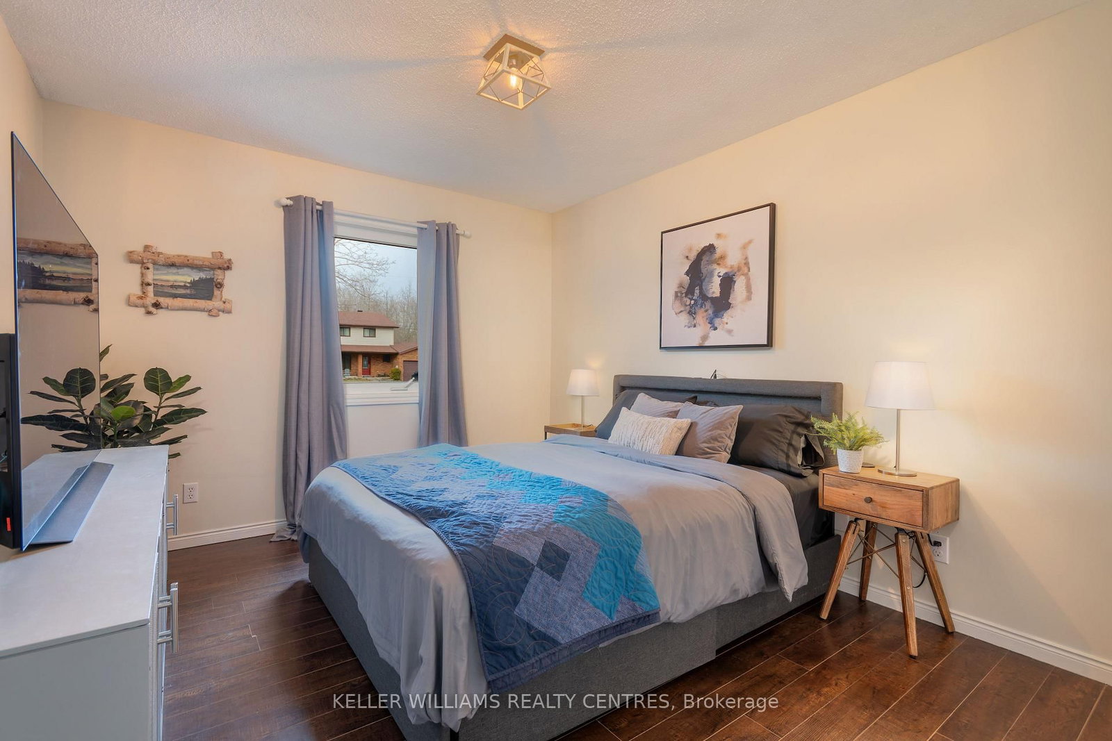 Detached House for sale at 2209 Willard Avenue, Innisfil, Ontario, L9S 2C1 - Alcona - MLS: N12980986