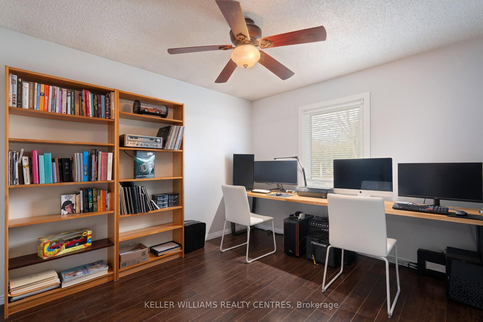 Detached House for sale at 2209 Willard Avenue, Innisfil, Ontario, L9S 2C1 - Alcona - MLS: N12980986