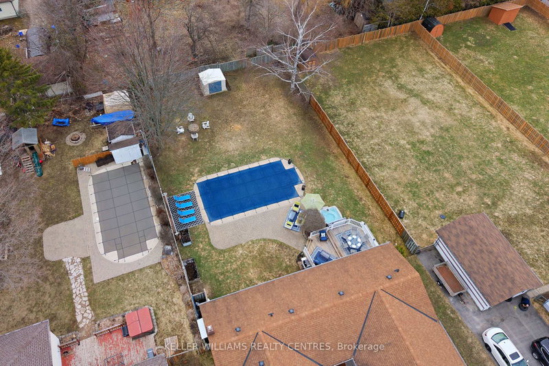 2209 Willard Ave, Innisfil, L9S 2C1 | Image 2