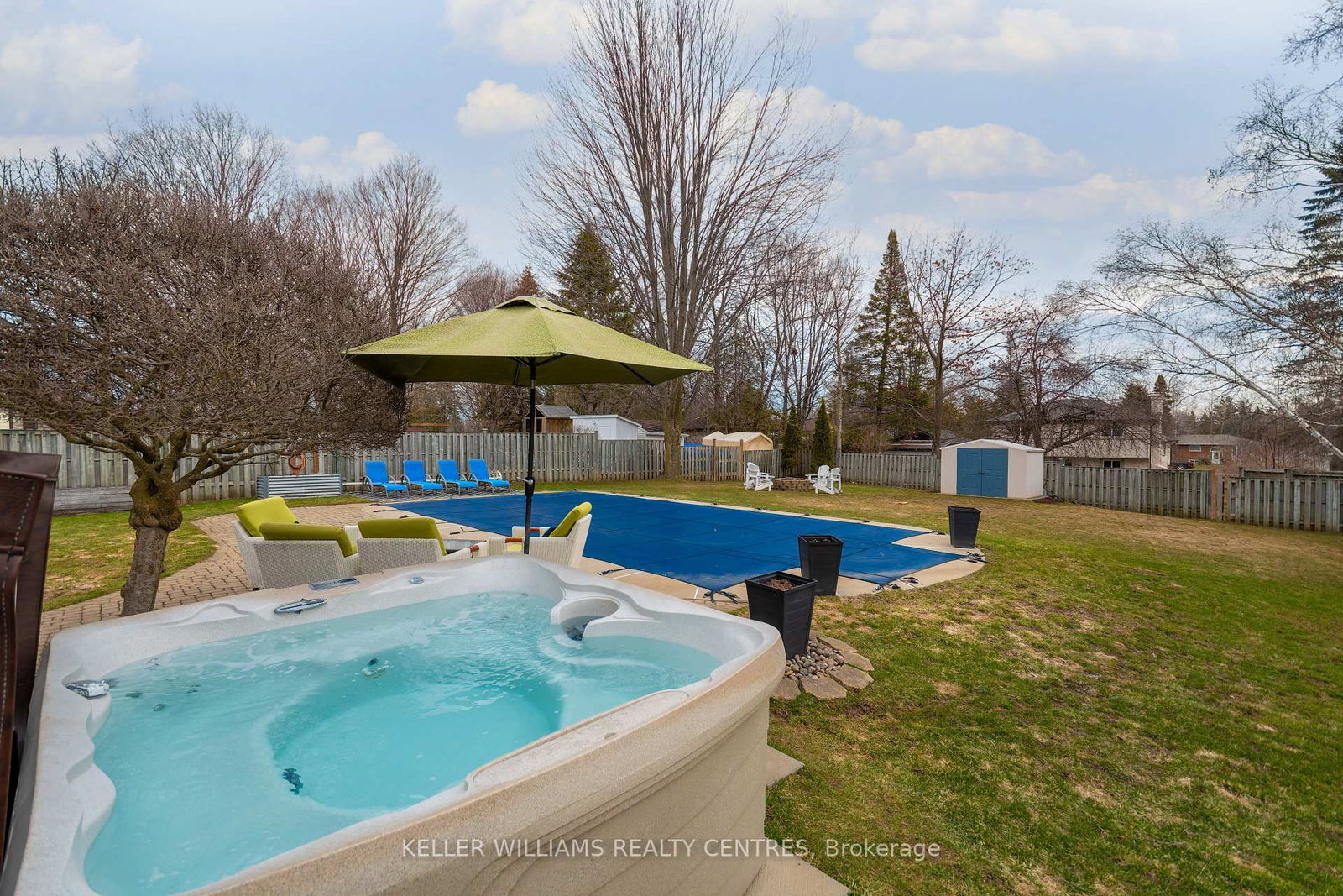 Detached House for sale at 2209 Willard Avenue, Innisfil, Ontario, L9S 2C1 - Alcona - MLS: N12980986