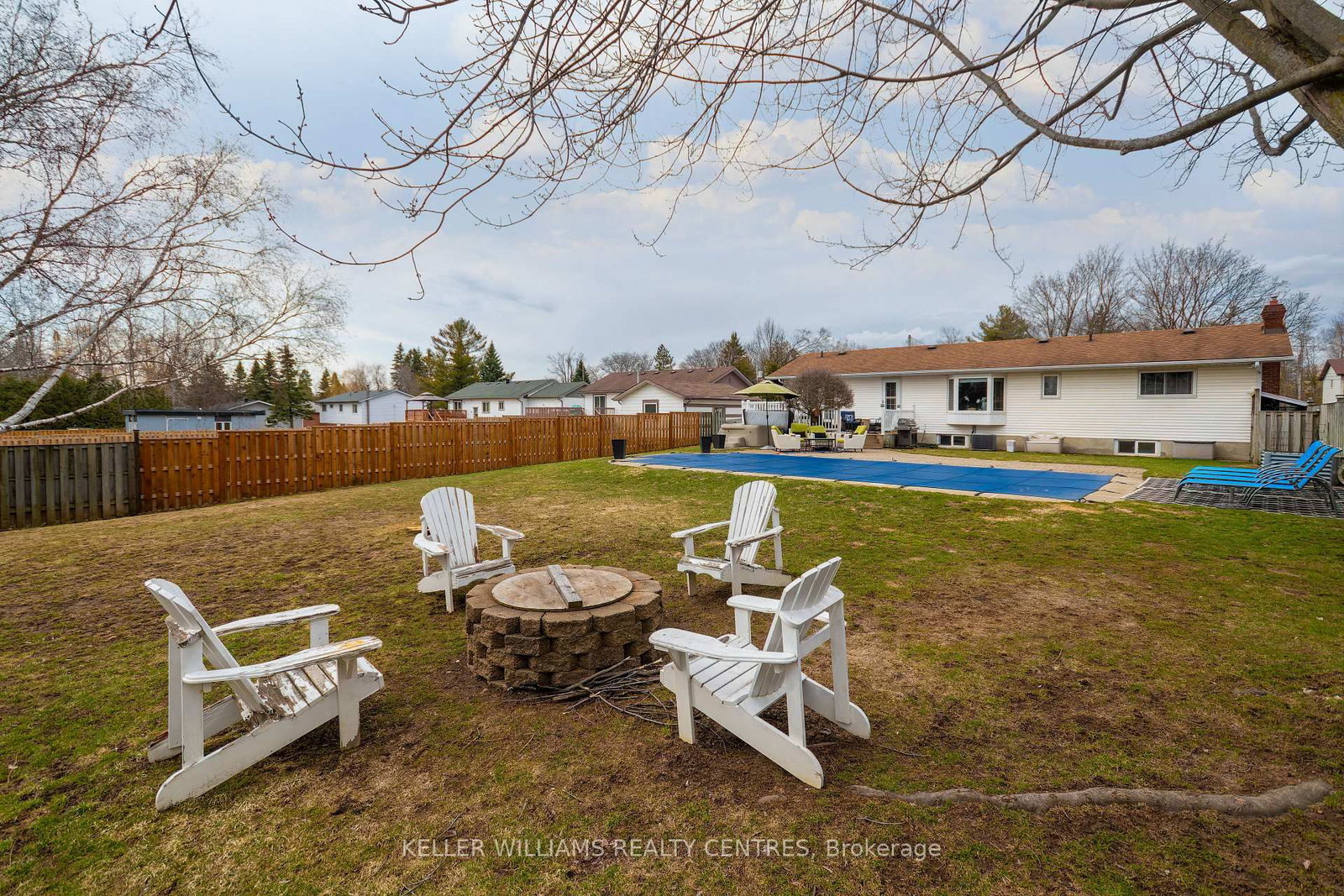 Detached House for sale at 2209 Willard Avenue, Innisfil, Ontario, L9S 2C1 - Alcona - MLS: N12980986