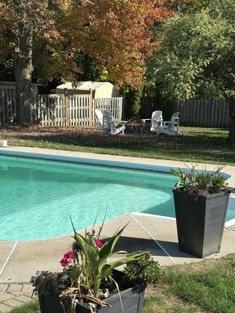 Detached House for sale at 2209 Willard Avenue, Innisfil, Ontario, L9S 2C1 - Alcona - MLS: N12980986