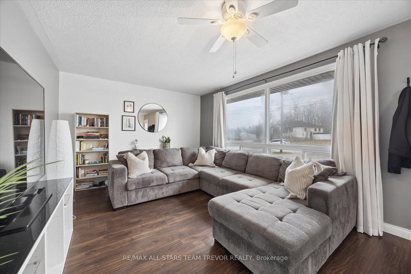 512 Sarah St, Brock, L0K 1A0 | Image 2