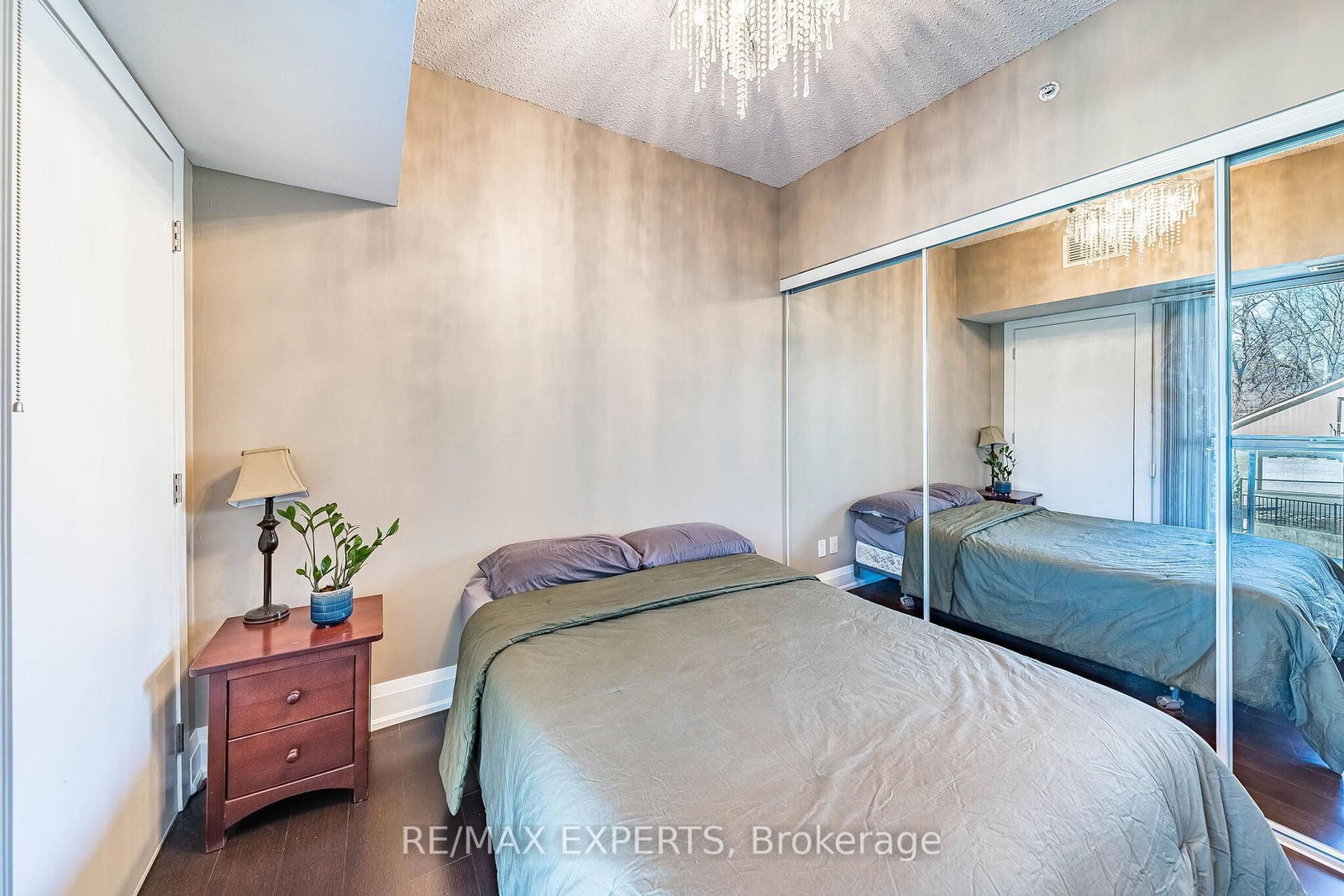 8302 Islington Avenue, Unit 211 - Photo 23