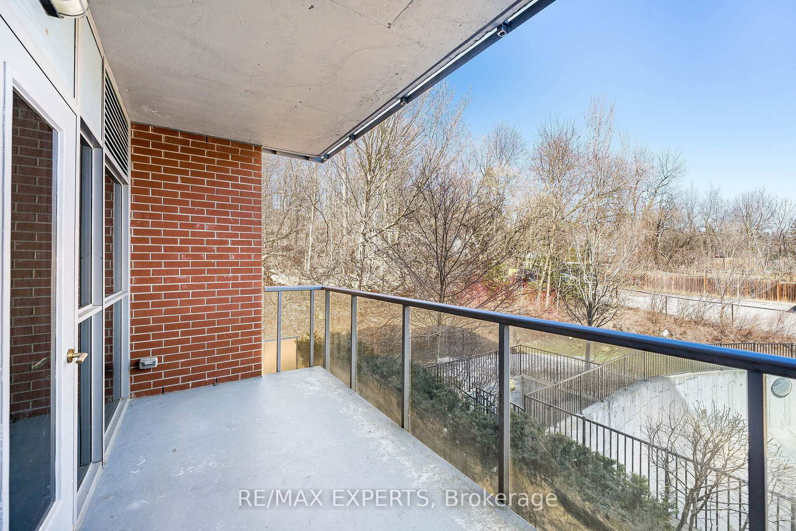 8302 Islington Avenue, Unit 211 - Photo 28