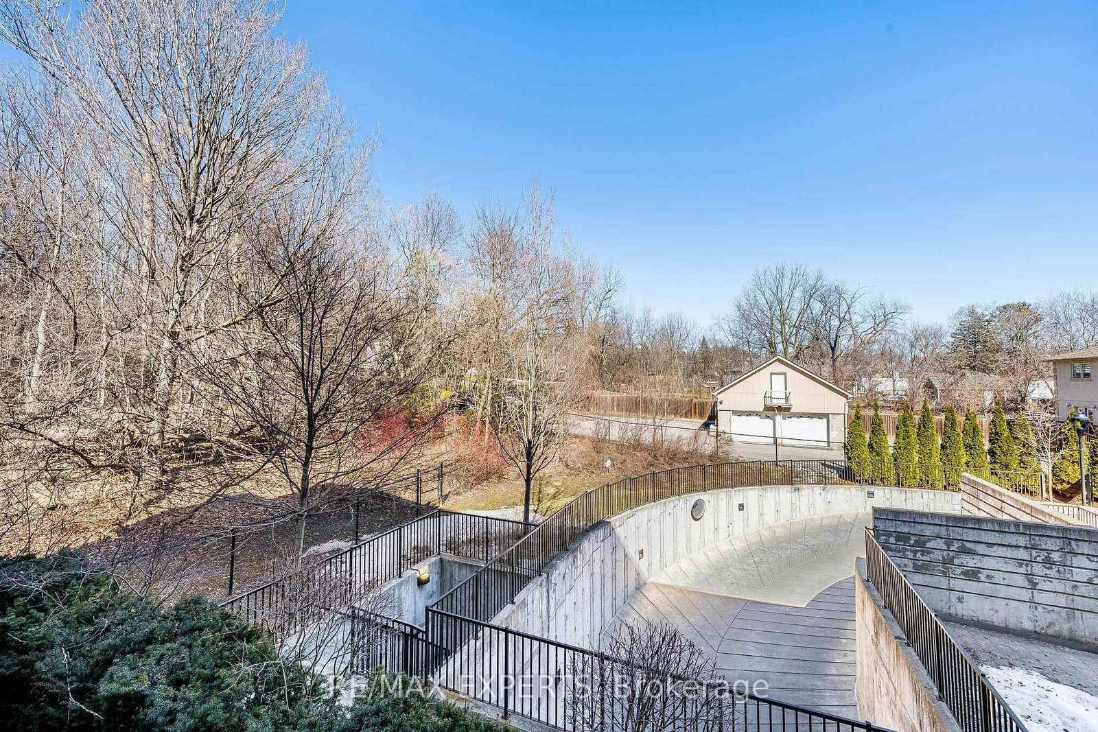 8302 Islington Avenue, Unit 211 - Photo 35