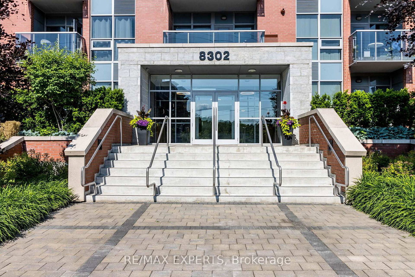 8302 Islington Avenue, Unit 211 - Photo 38