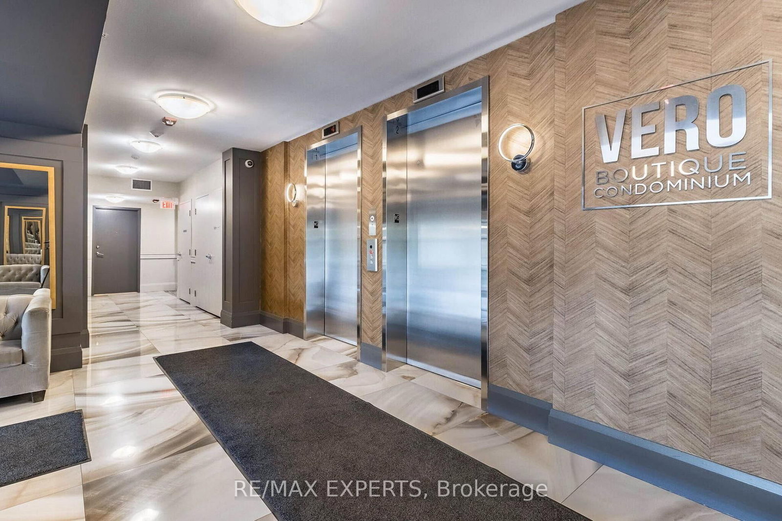 8302 Islington Avenue, Unit 211 - Photo 5