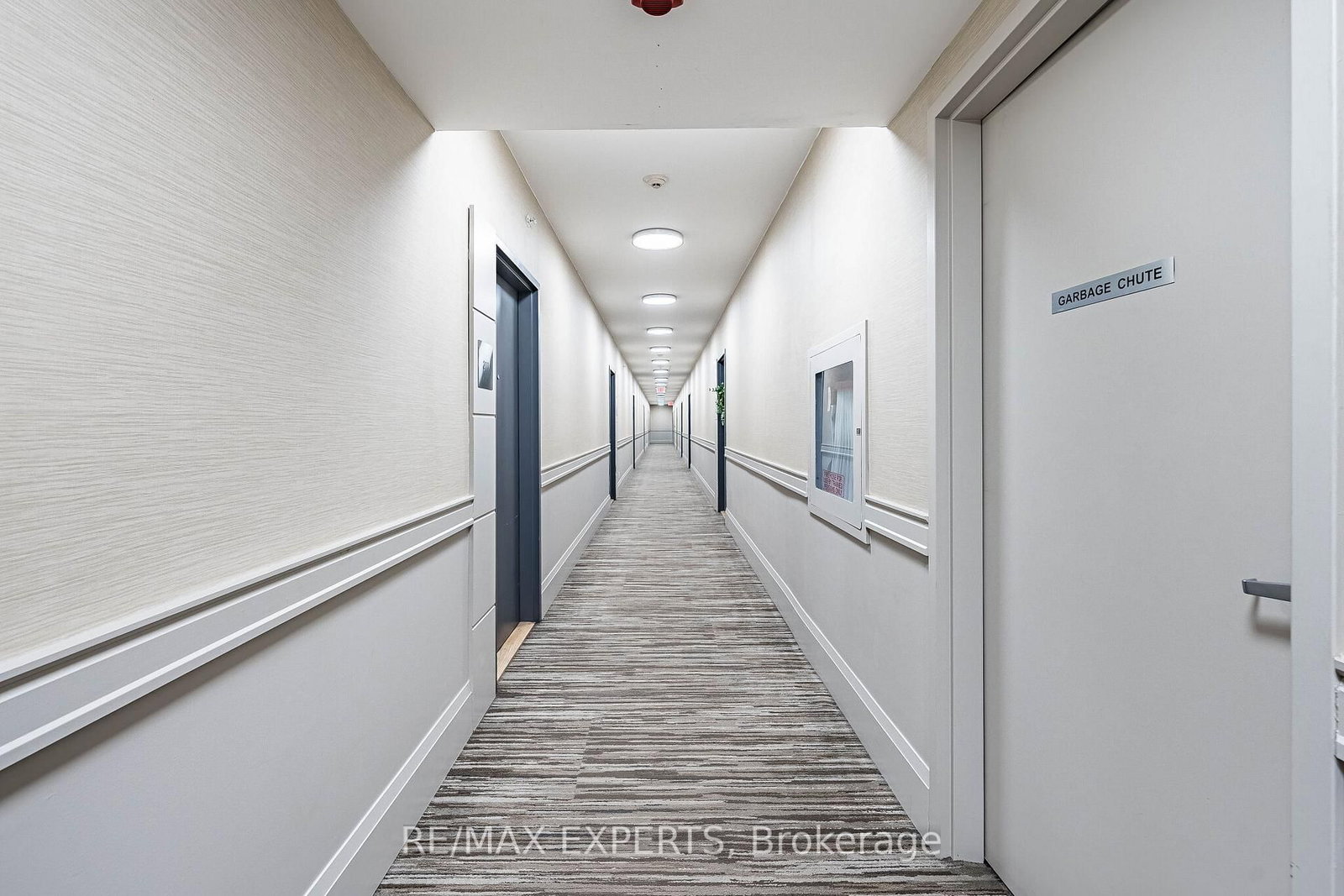 8302 Islington Avenue, Unit 211 - Photo 6