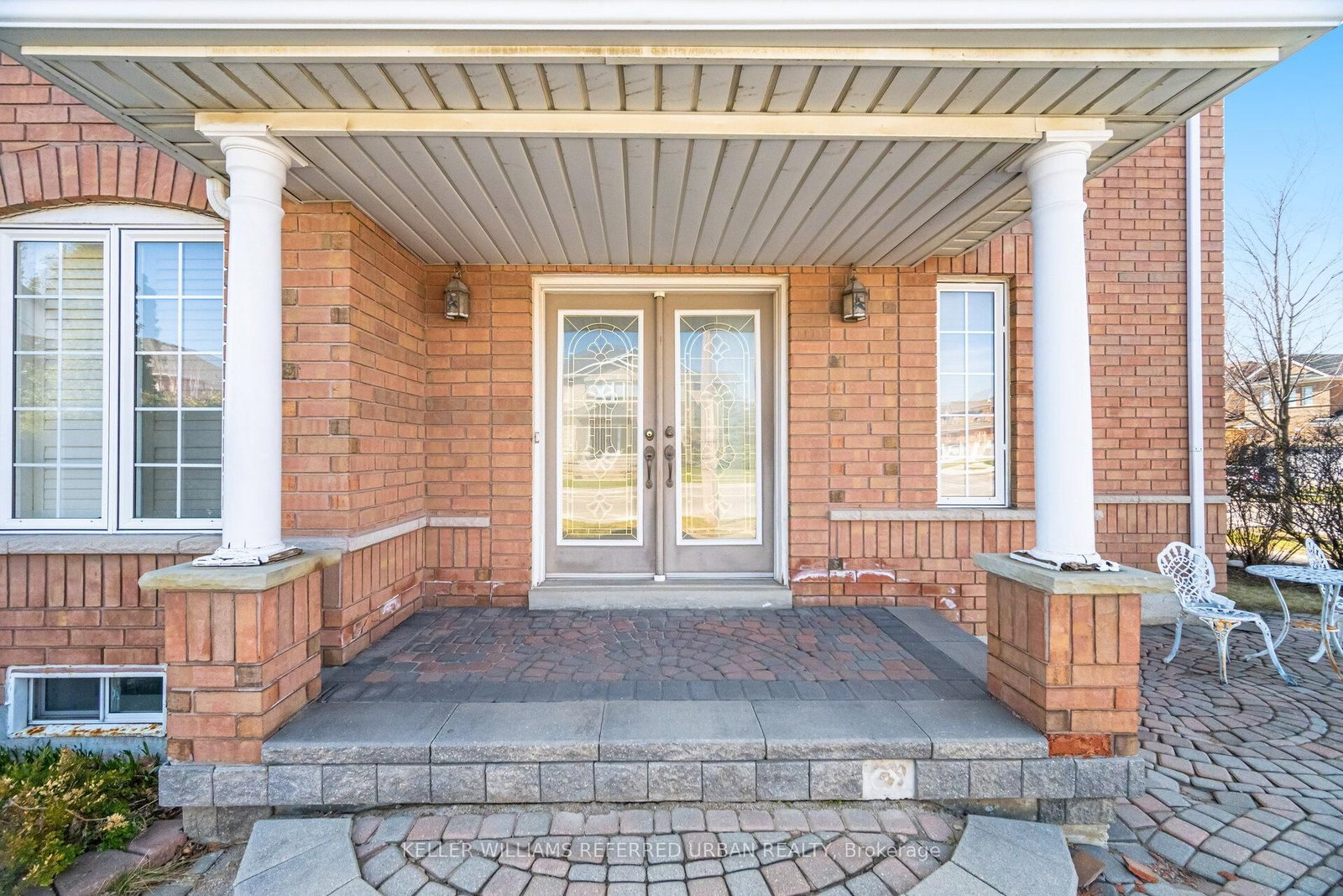 239 Drummond Drive - Photo 2