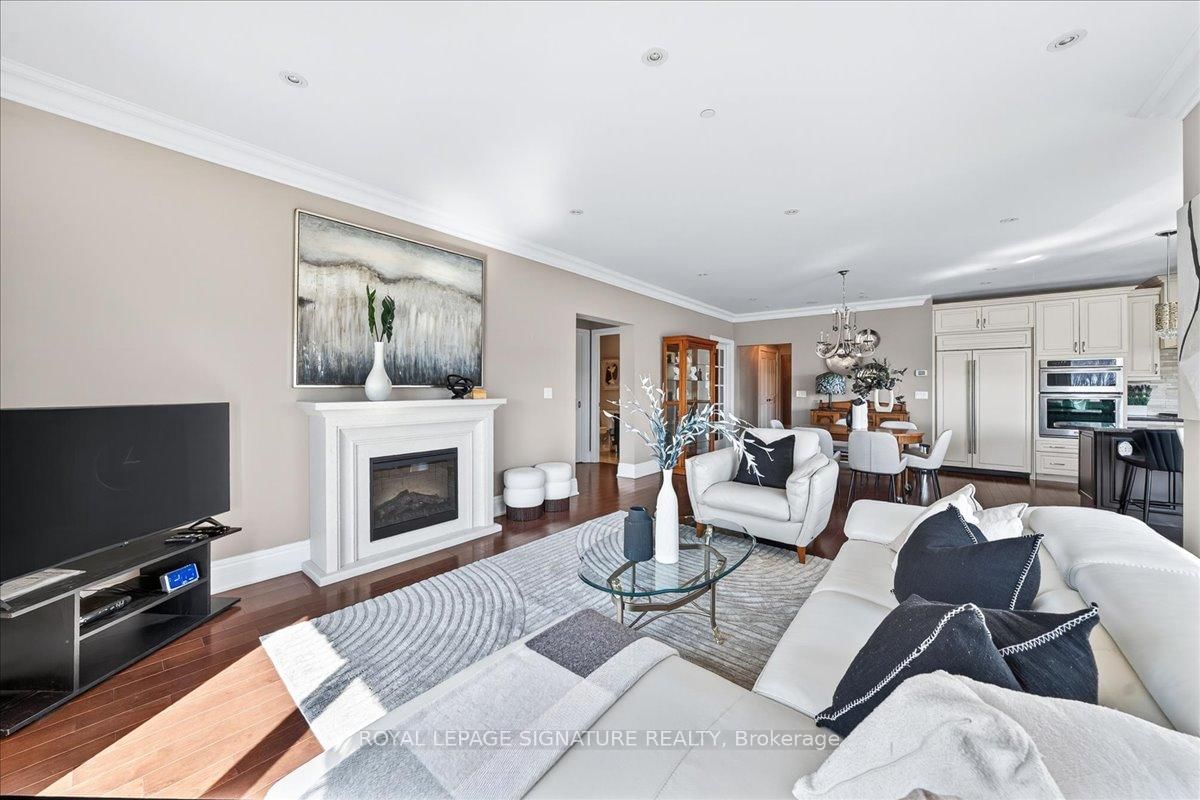 80 Burns Boulevard, Unit 327 - Photo 19