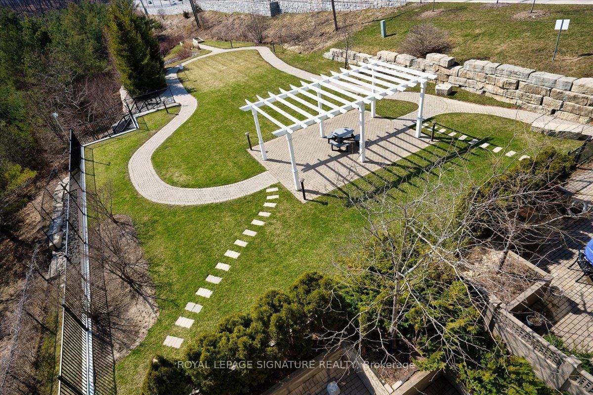 80 Burns Boulevard, Unit 327 - Photo 28