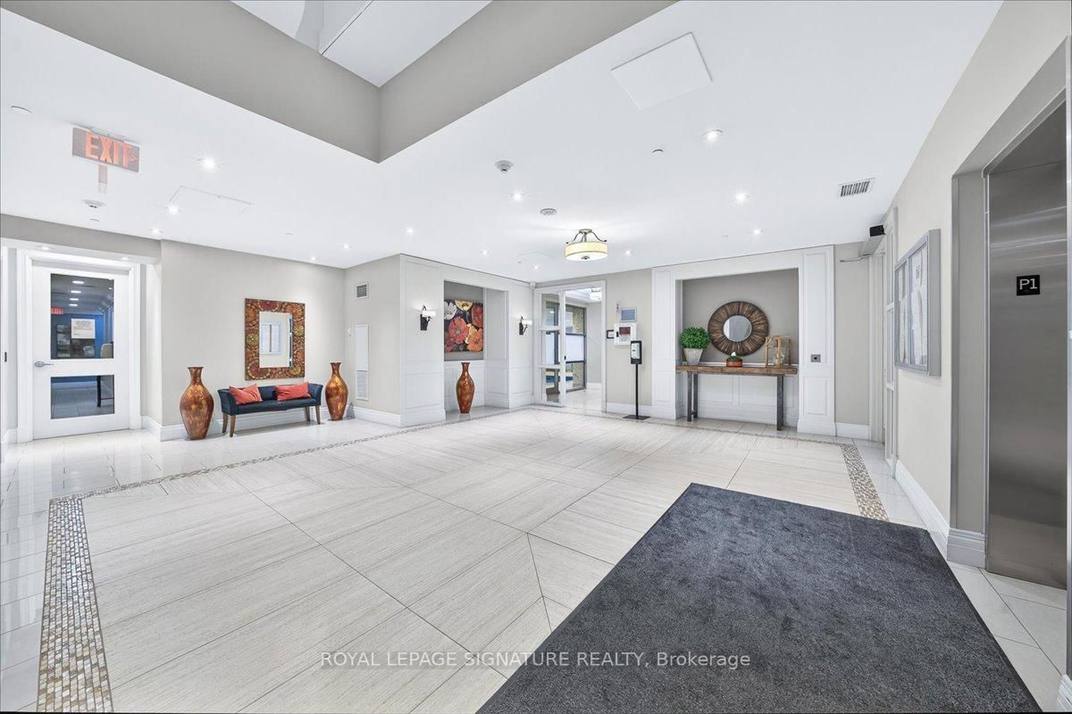 80 Burns Boulevard, Unit 327 - Photo 32