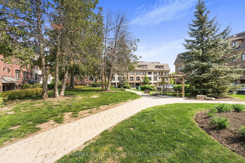 16 Agar Lane, Vaughan, Ontario