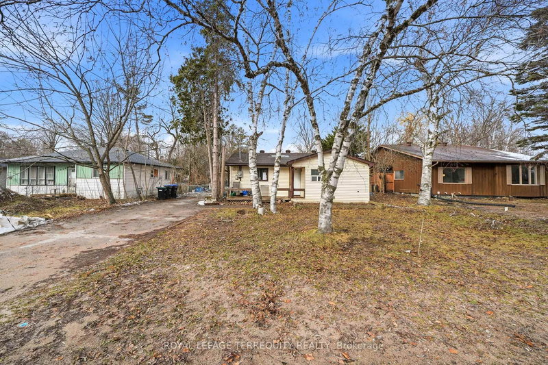 2038 St Johns Rd, Innisfil, L9S 1V4 | Image 3